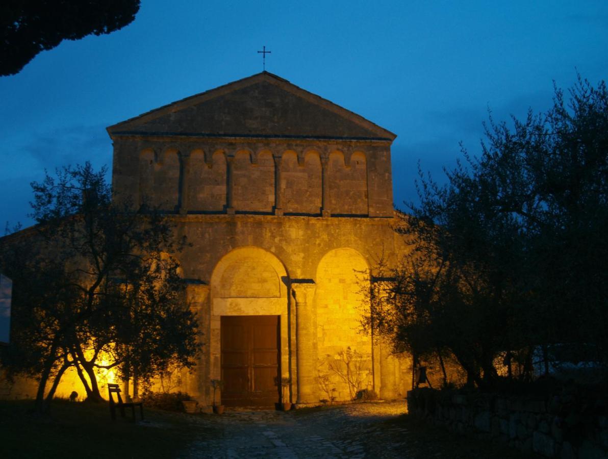 Agriturismo La Roverella Monteroni dʼArbia Buitenkant foto