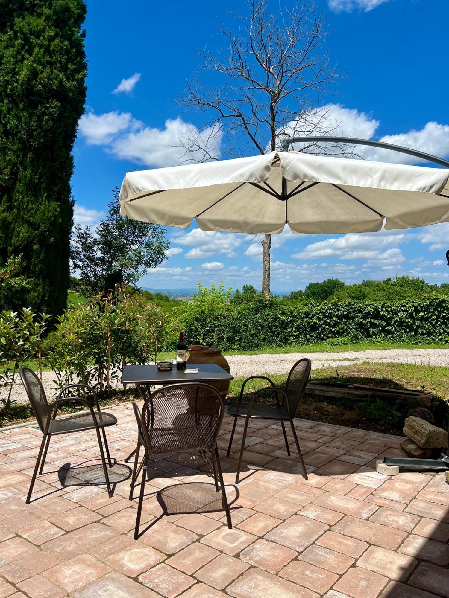 Agriturismo La Roverella Monteroni dʼArbia Buitenkant foto