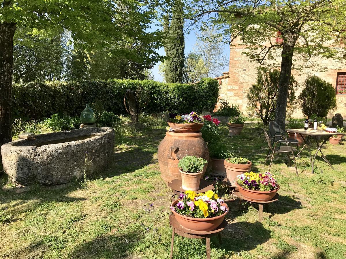 Agriturismo La Roverella Monteroni dʼArbia Buitenkant foto
